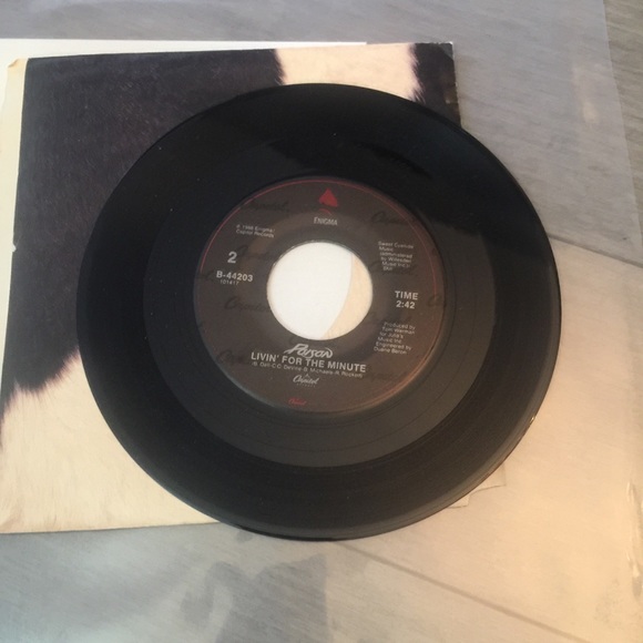 POISON 7”- EVERY ROSE HAS ITS THORN original 1988 PRESSING Good condition - Picture 2 of 4